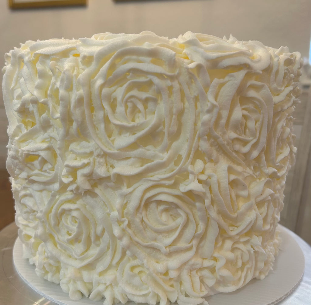 Round layered cakes